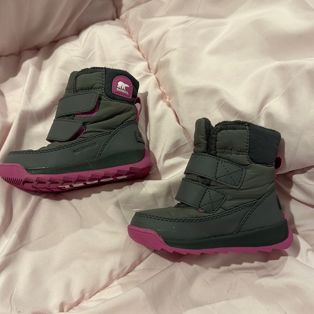 Sorel toddler winter boots